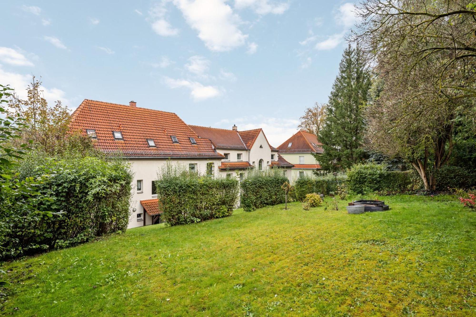 Edler Wohnraum Modernes Vorstadtstudio Mit Emma-Bett, Garten & Kaffeevollautomat 茨维考 外观 照片