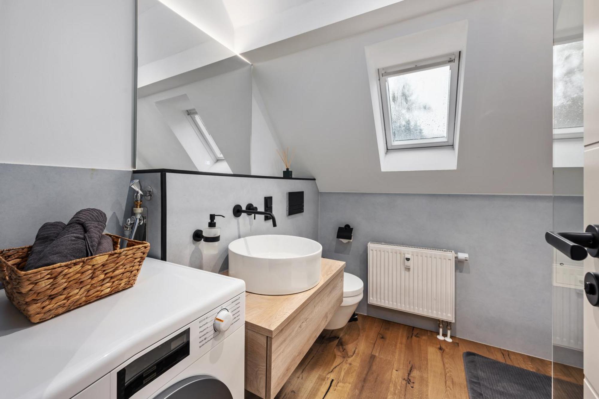 Edler Wohnraum Modernes Vorstadtstudio Mit Emma-Bett, Garten & Kaffeevollautomat 茨维考 外观 照片