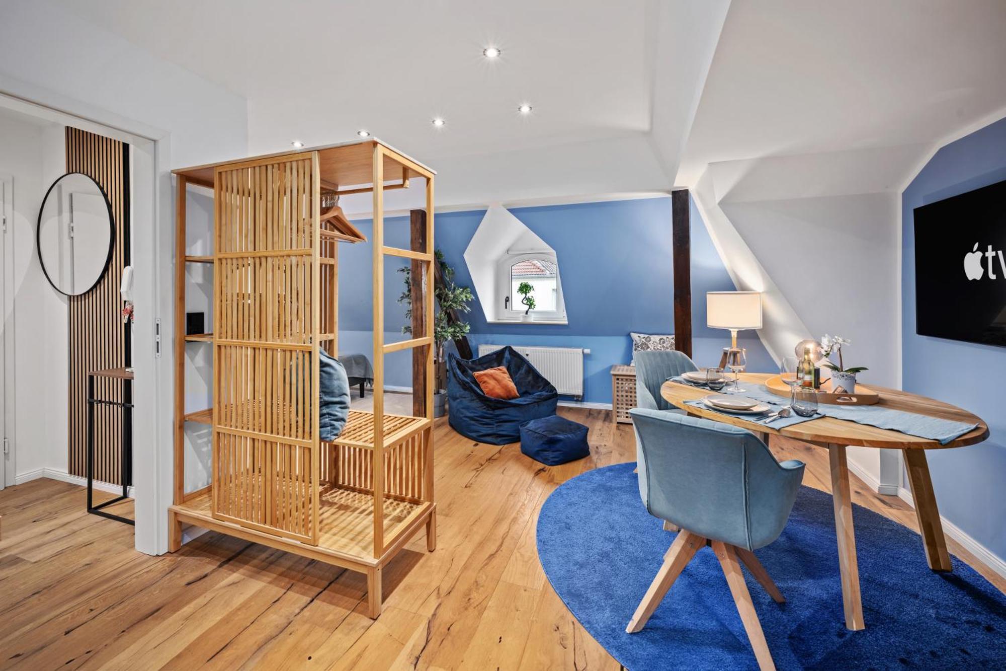 Edler Wohnraum Modernes Vorstadtstudio Mit Emma-Bett, Garten & Kaffeevollautomat 茨维考 外观 照片