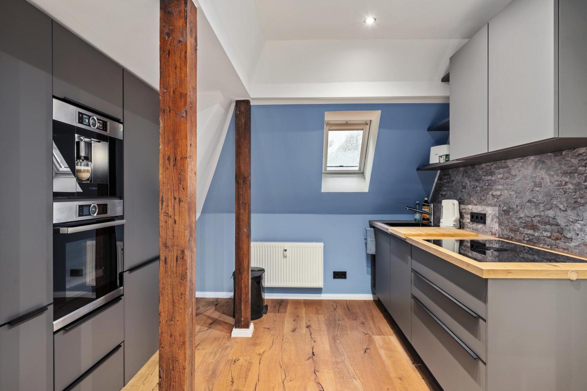 Edler Wohnraum Modernes Vorstadtstudio Mit Emma-Bett, Garten & Kaffeevollautomat 茨维考 外观 照片