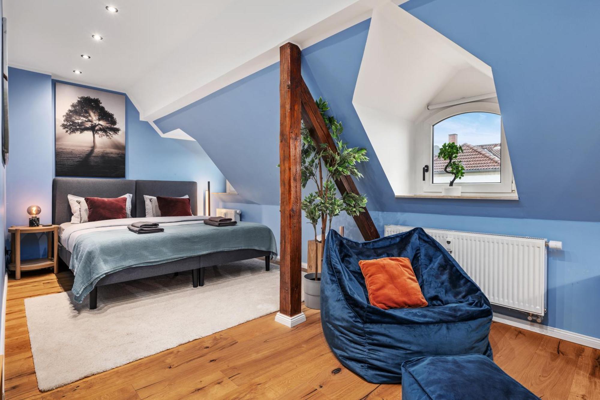 Edler Wohnraum Modernes Vorstadtstudio Mit Emma-Bett, Garten & Kaffeevollautomat 茨维考 外观 照片